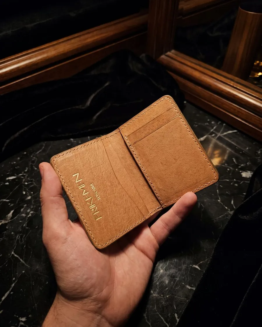SLIM CARD HOLDER — Bufalo naturale · bordo pistacchio